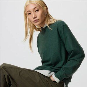 Uniqlo Soft Brushed Crewneck Long Sleeve, Women's Small, DARK GREEN